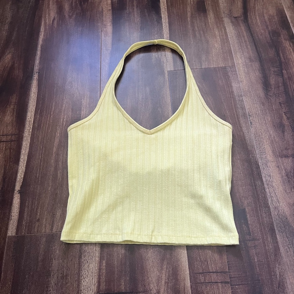 Yellow Halter Neck Crop Top Hollister size M